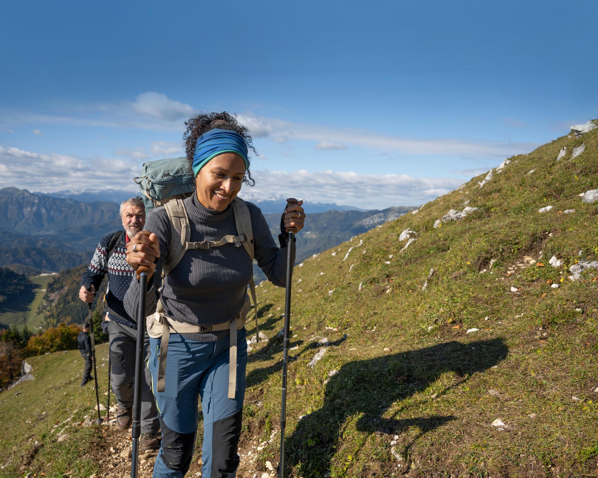 Couple hiking 1382216754.jpeg