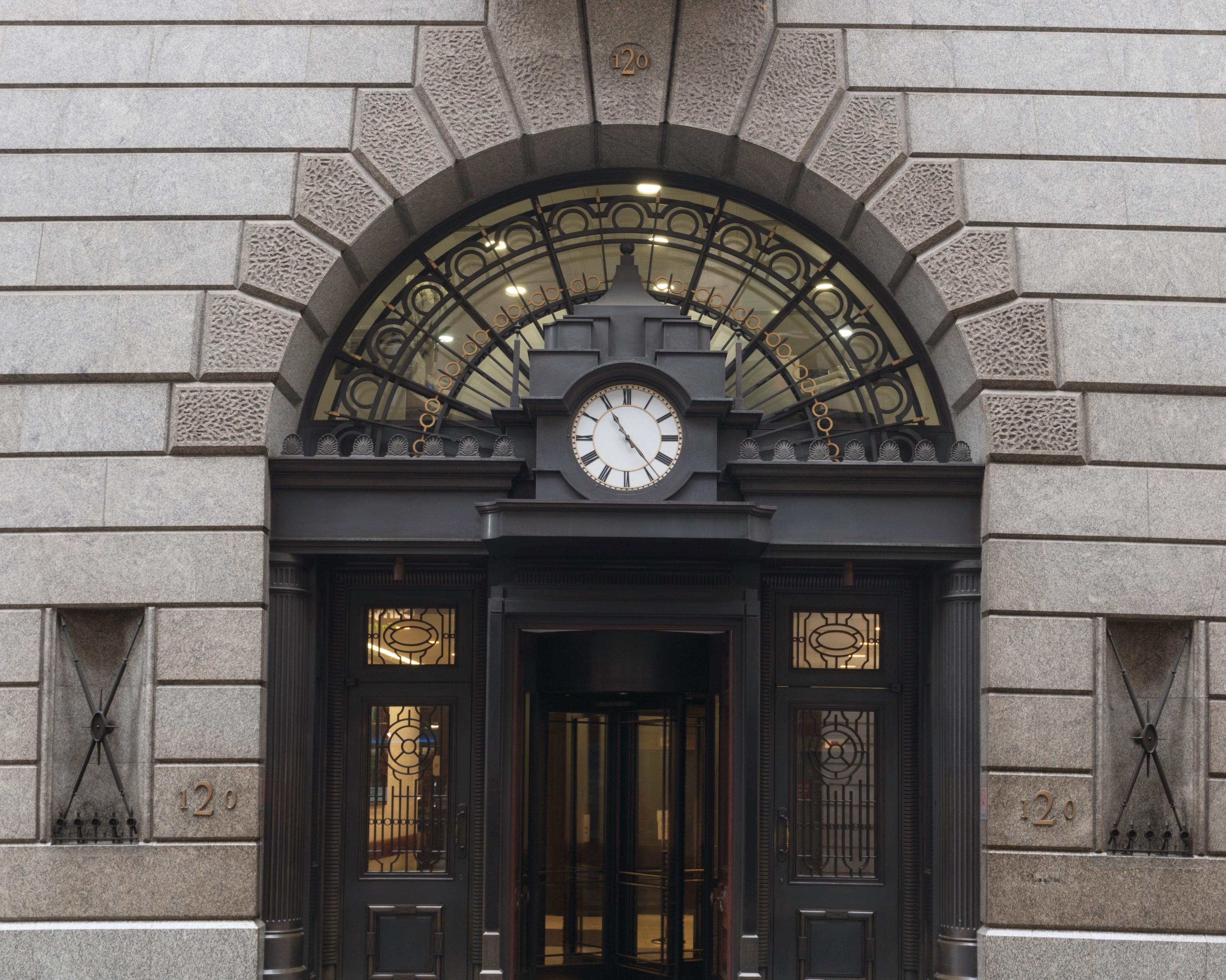 building_1_external_entrance_120_old_broad_street_09_2017_LBH